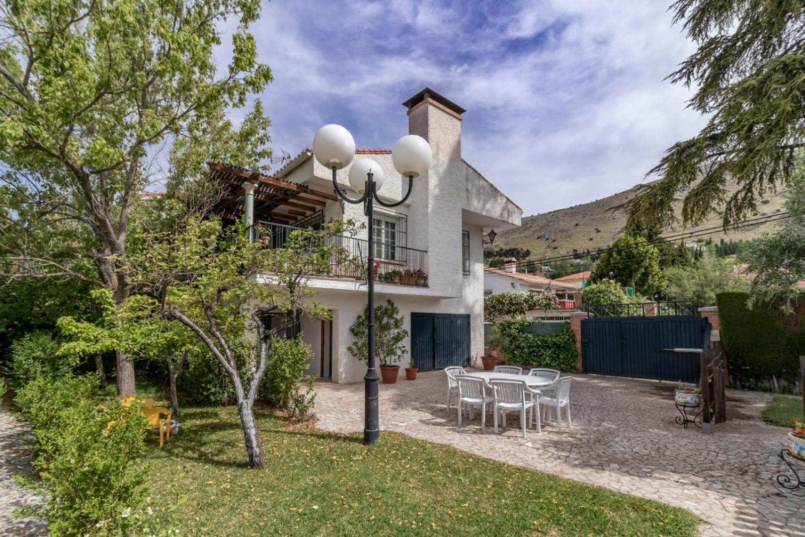 Casa Los Rosales Alfacar Екстер'єр фото