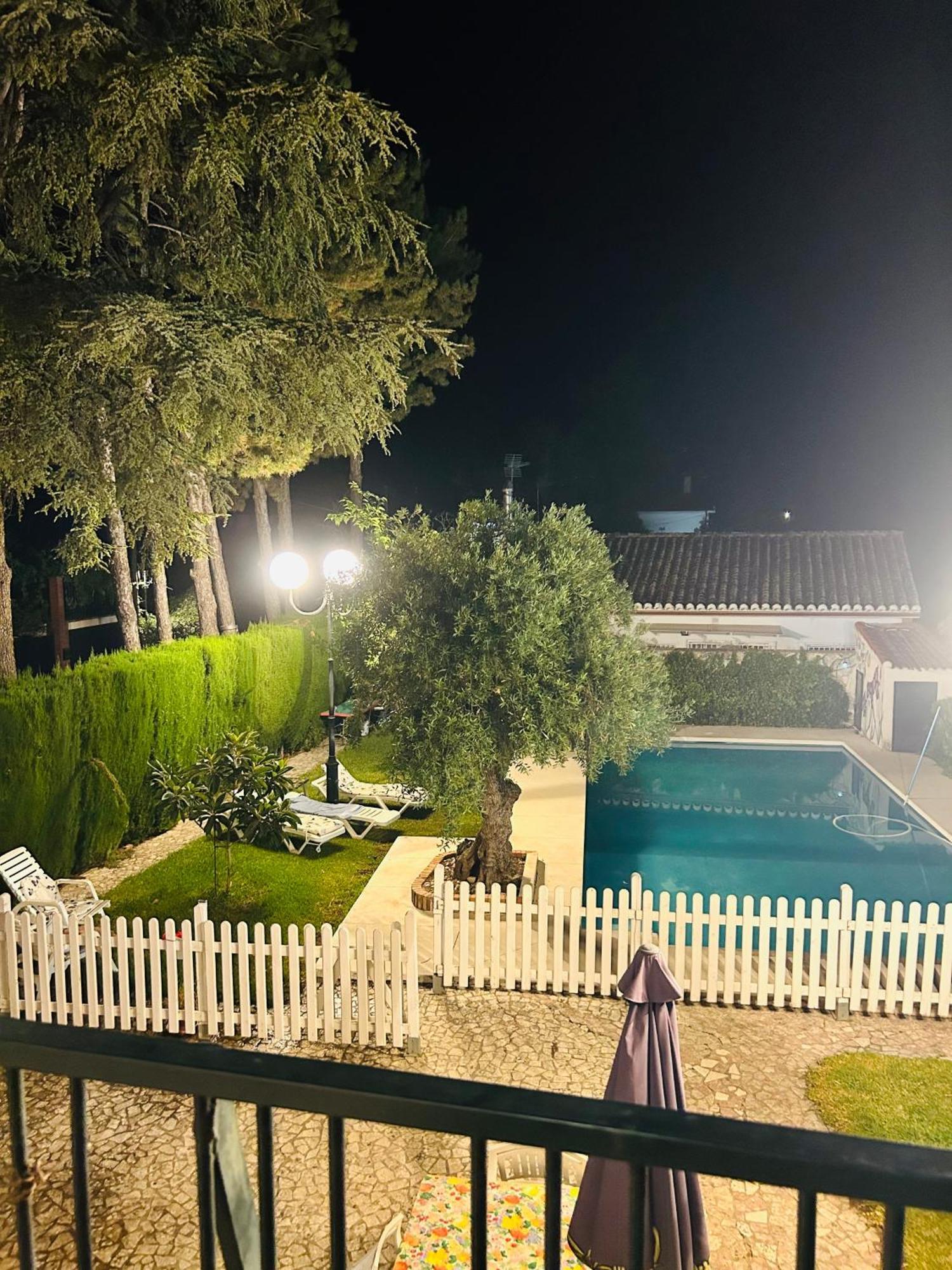 Casa Los Rosales Alfacar Екстер'єр фото