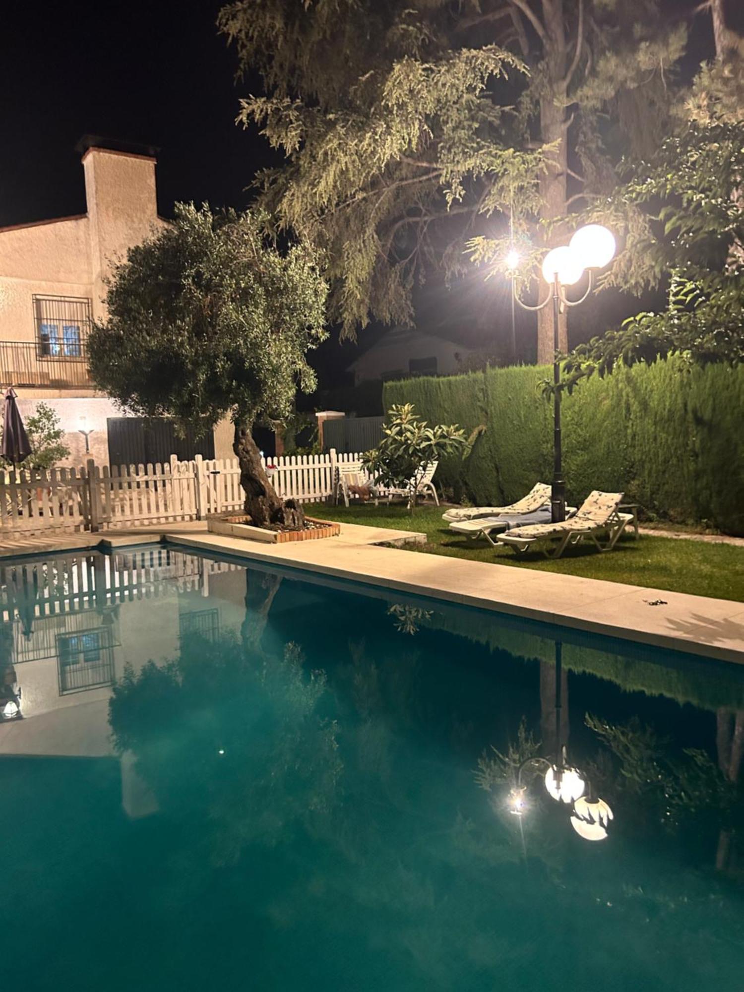 Casa Los Rosales Alfacar Екстер'єр фото